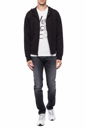 T-shirt with a logo print, zdjęcie 2 T-shirt with a logo print od Versace Jeans